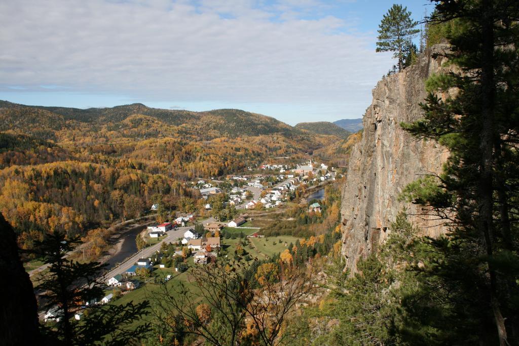 Riviere Petit Saguenay Villa Eksteriør bilde
